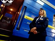 Частина 1. Влаштуватись провідником та гучне паті на весь вагон. «Таємний агент». Залізниця